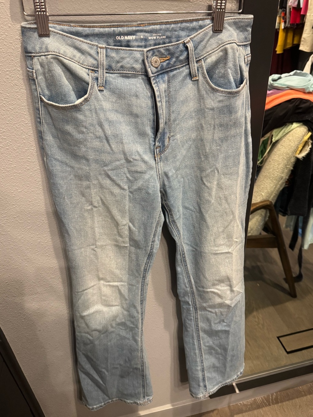 Old Navy Light Wash Flare Retro High-Rise Jeans 💛